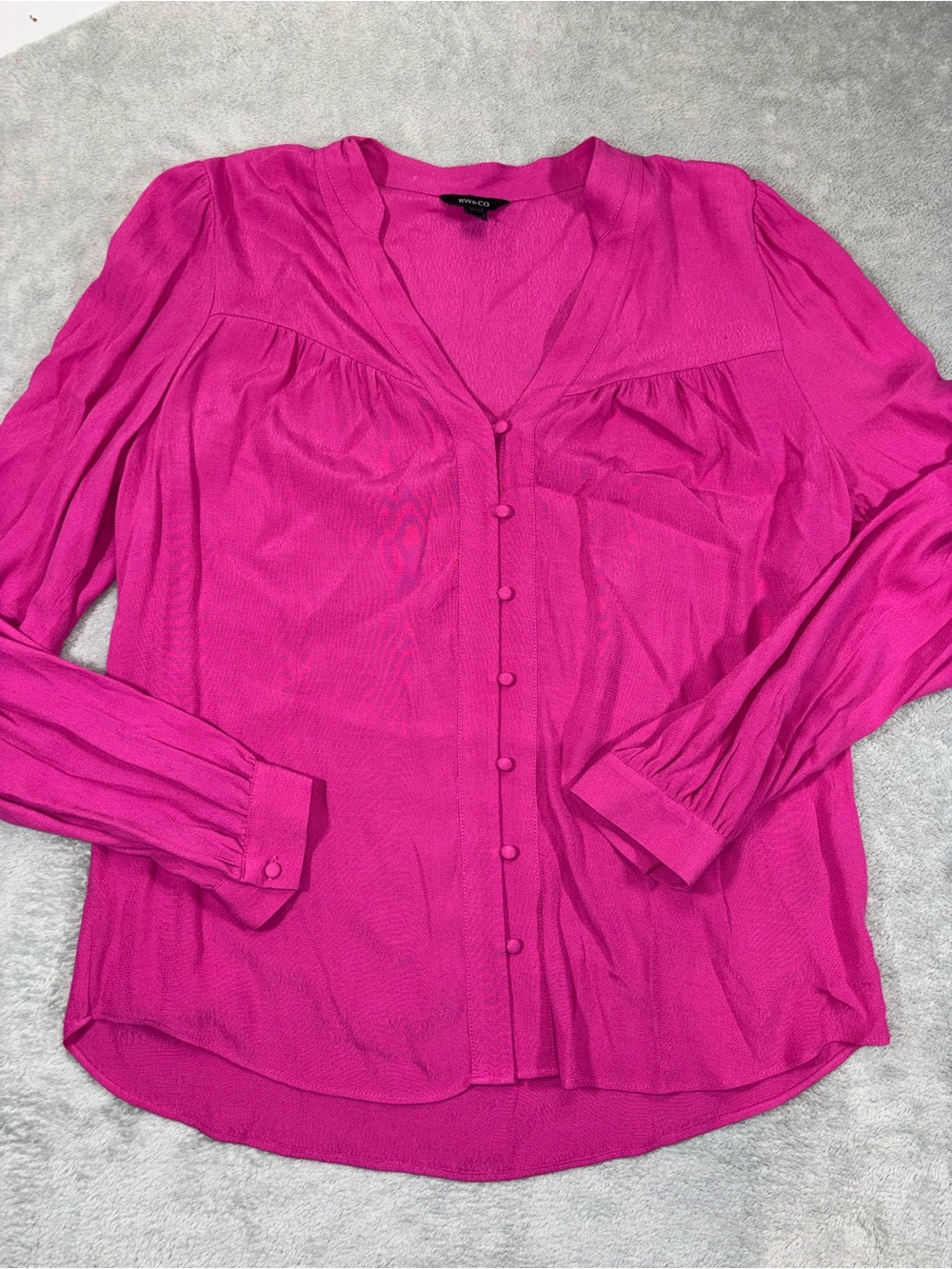 RW & CO Pink Button Down Shirt Medium